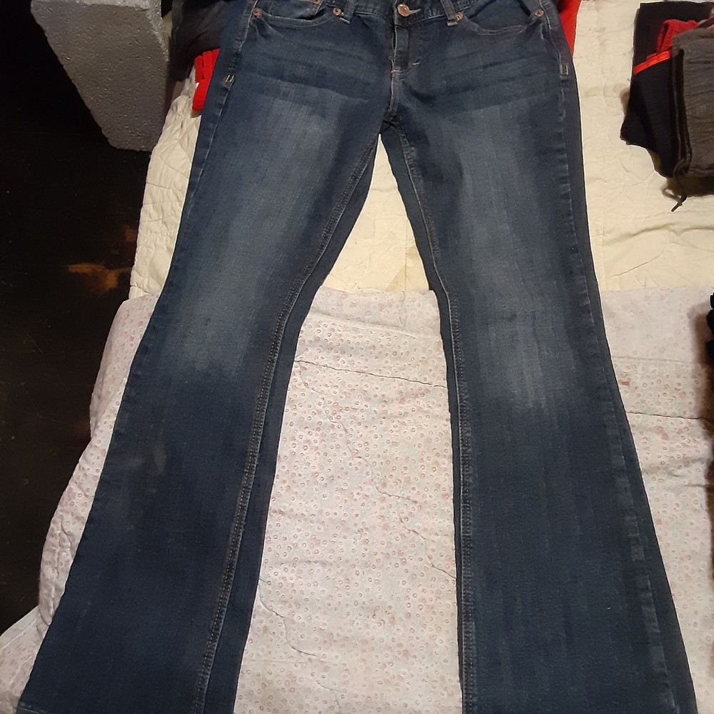 Maurice's curvy blue Jean's